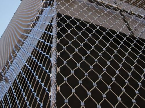 Latest company blogs about Stainless Steel Wire Rope Mesh: A Detailed Guide to Its Versatile Applications